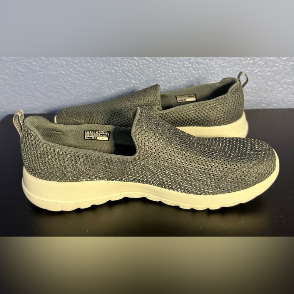 Skechers Performance® Go Walk JoyT™
Slip-On (Women's)
